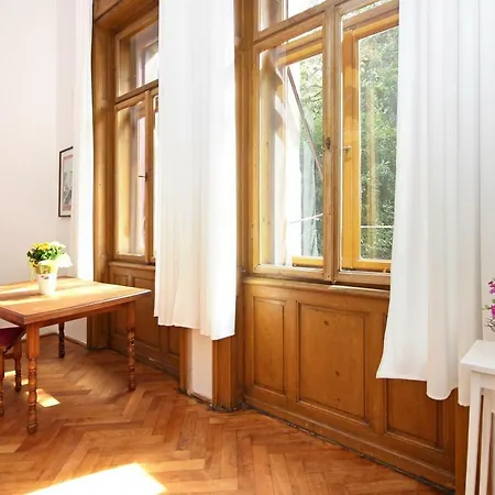 Apartment In The Top Center Of Old Town Pula Exterior photo
